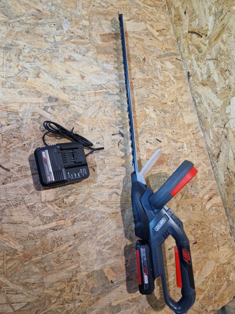 Nożyce akumulatorowe kraftixx 60 cm 1,5 ah 18li