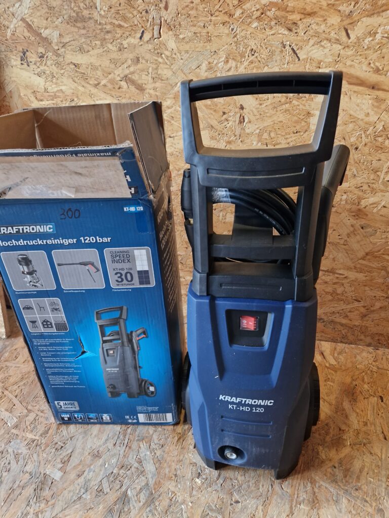 Myjka wysokociśnieniowa Kraftronic KT-HD 120 z akcesoriami
