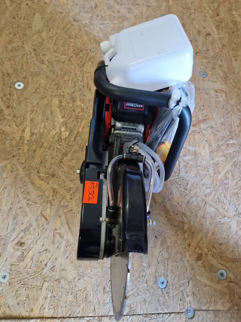 Piła spalinowa do betonu/ asfaltu 2,4kW / 300mm / 12″KD11922