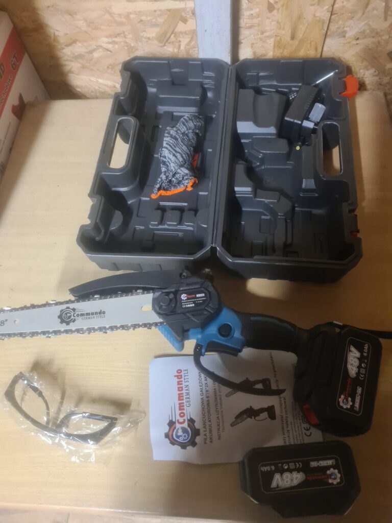 MINI PIŁA ŁAŃCUCHOWA 6″ AKUMULATOROWA 2xAKU 48 v 6,0 ah DO DREWNA