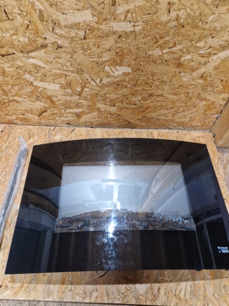 Kominek elektryczny grzejnik Einhell EF 1800 wat