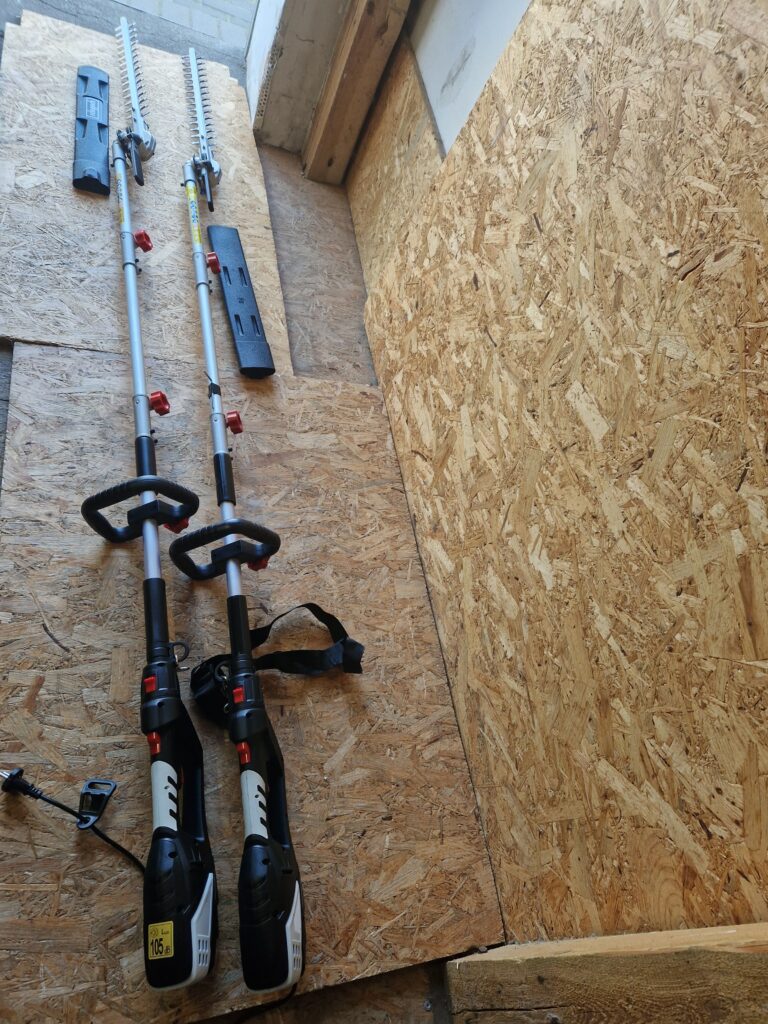 Nożyce do żywopłotu elektryczne na wysięgniku 44cm TPH900 Scheppach