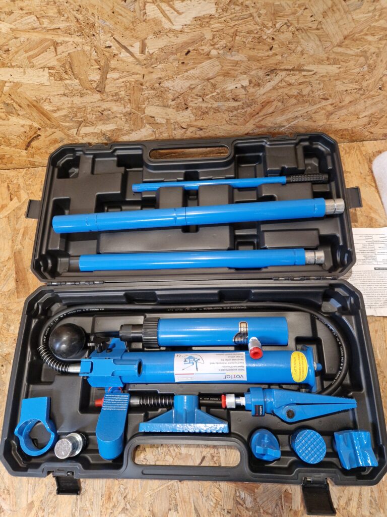 ROZPIERAK HYDRAULICZNY SIŁOWNIK BLACHARSKI 10T + AKCESORIA ADAPTERY V19120