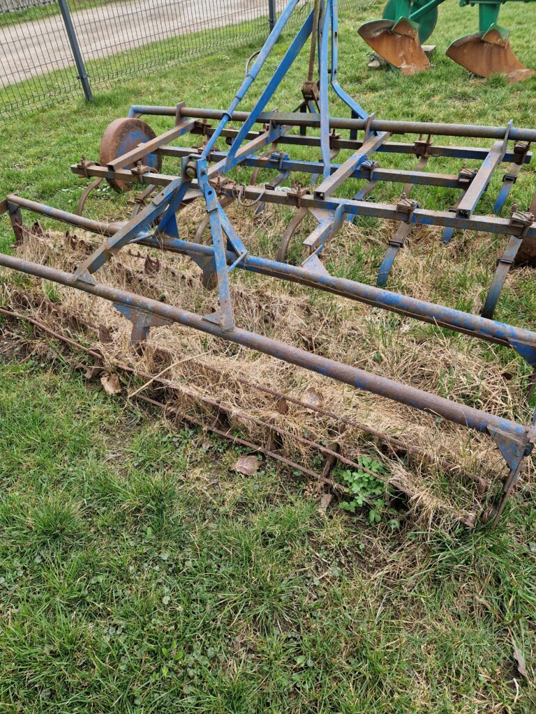 Kultywator ciągnikowy (szerokość 280 cm) – Wydajna uprawa roli