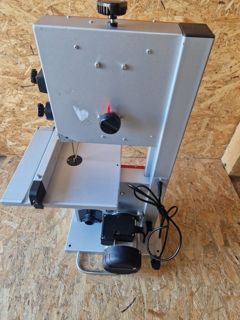 Piła Taśmowa do Drewna Einhell TC-SB 245 L 400 W
