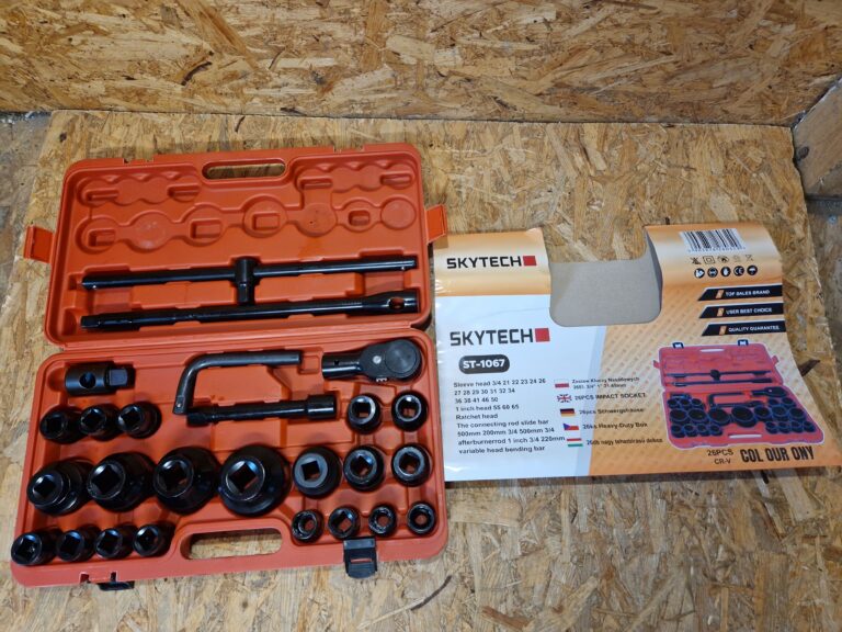 Profesjonalny zestaw czarnych kluczy nasadowych Skytech ST-1067