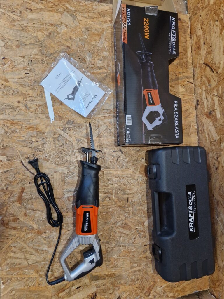 Piła Szablasta Lisi Ogon Kraft&Dele KD1791 2200W + Walizka